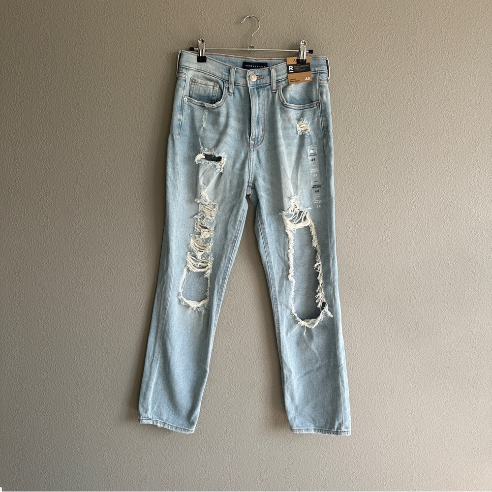 NWT Aeropostale Light Distressed Mom Jeans 4R